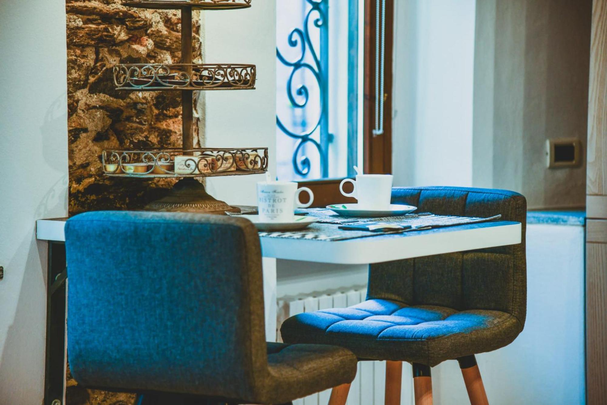Vittoria Holiday House Стреза Экстерьер фото